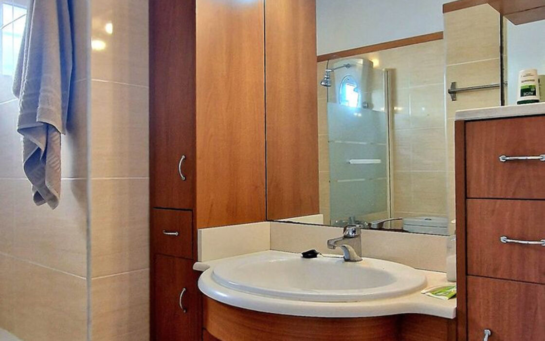 Изысканный дуплекс у моря в городе, 160 кв.м, терраса