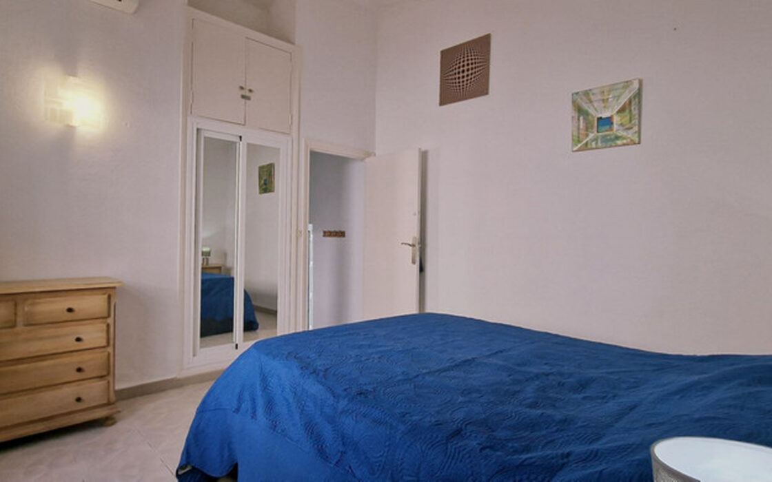 Изысканный дуплекс у моря в городе, 160 кв.м, терраса