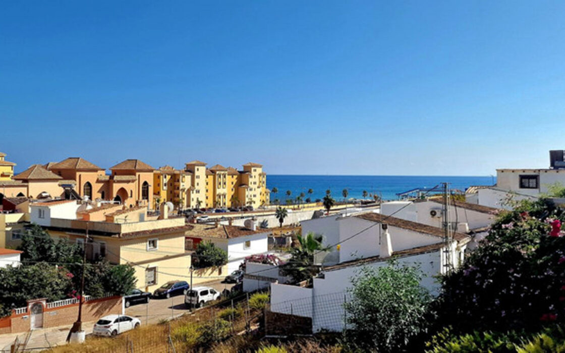 Изысканный дуплекс у моря в городе, 160 кв.м, терраса