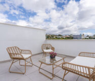 Апартаменти 2+1 з терасою біля моря в Естепоні 90 кв.м