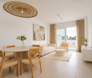 Апартаменти 2+1 з терасою біля моря в Естепоні 90 кв.м