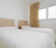 Апартаменти 2+1 з терасою біля моря в Естепоні 90 кв.м