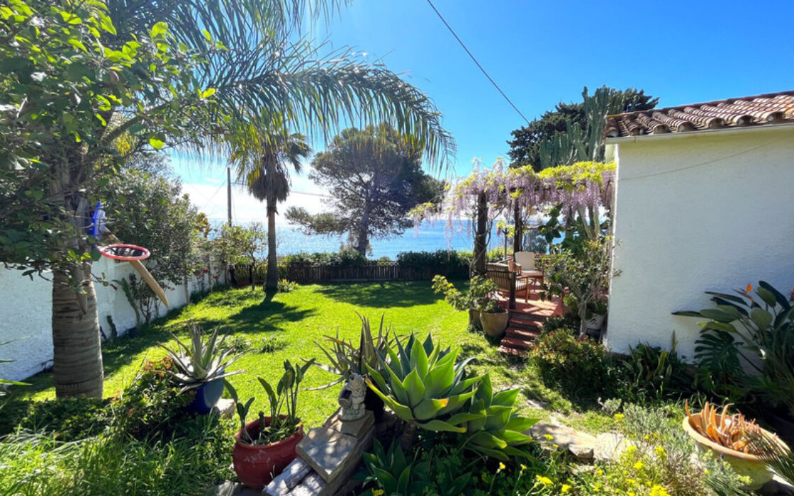 Прекрасна вілла в Андалусії з видом на море 250 кв.м