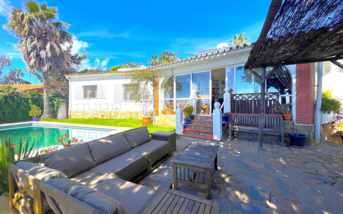 Прекрасна вілла в Андалусії з видом на море 250 кв.м