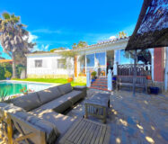 Прекрасна вілла в Андалусії з видом на море 250 кв.м