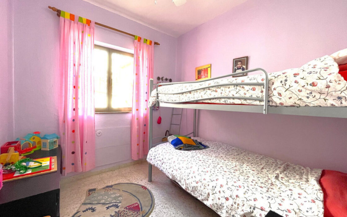 Прекрасна вілла в Андалусії з видом на море 250 кв.м