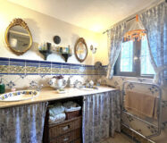 Прекрасна вілла в Андалусії з видом на море 250 кв.м