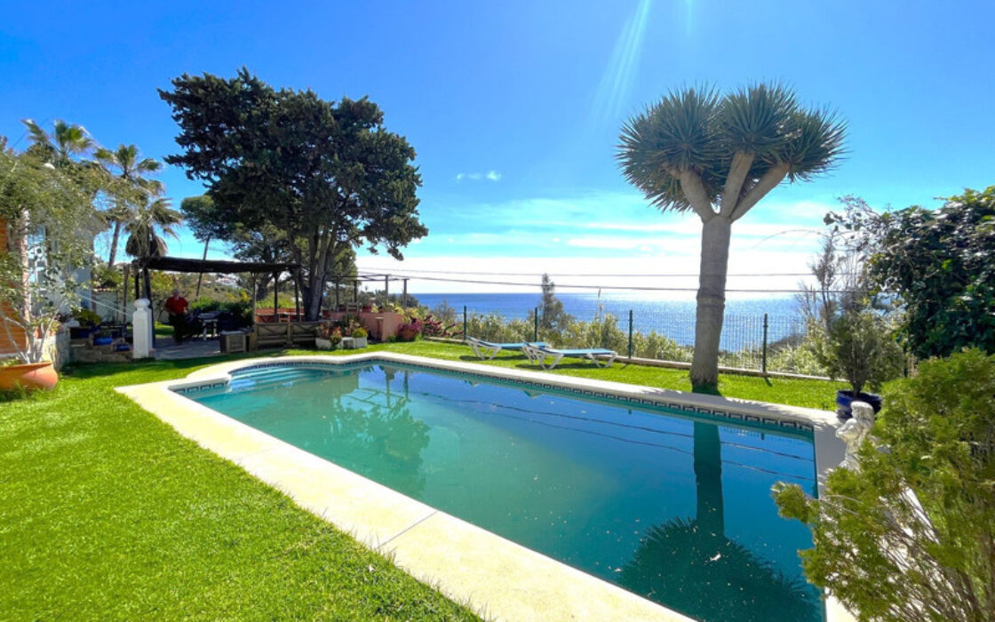 Прекрасна вілла в Андалусії з видом на море 250 кв.м