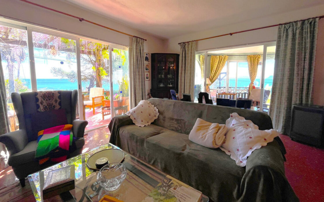 Прекрасна вілла в Андалусії з видом на море 250 кв.м