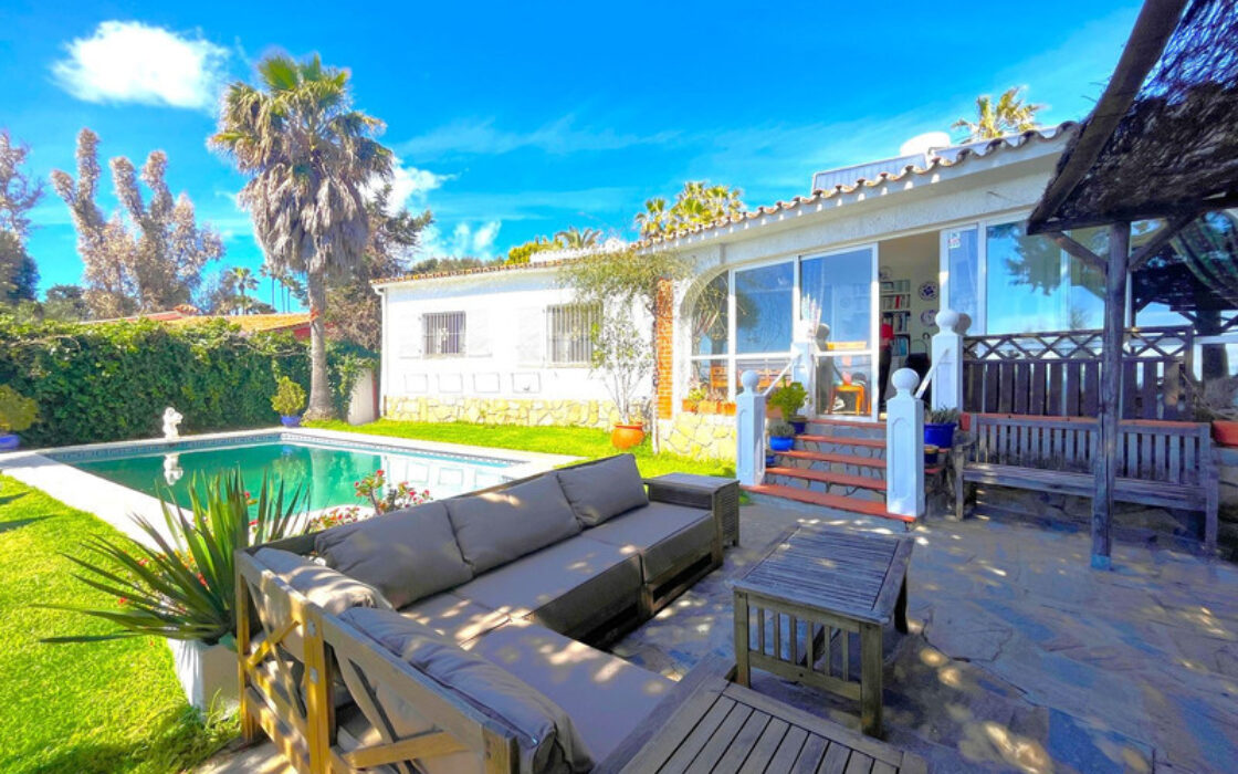 Прекрасна вілла в Андалусії з видом на море 250 кв.м