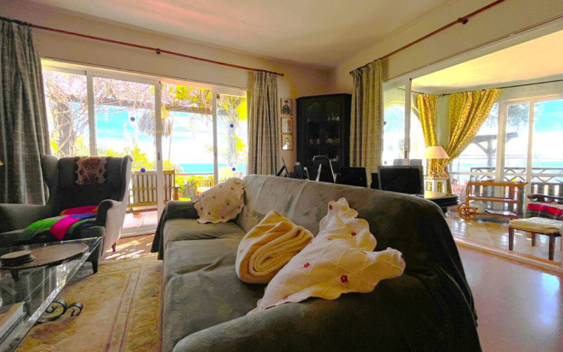 Прекрасна вілла в Андалусії з видом на море 250 кв.м