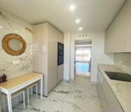 Квартира з терасою в Естепоні, 97 кв.м, біля моря