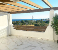 Квартира з терасою в Естепоні, 97 кв.м, біля моря