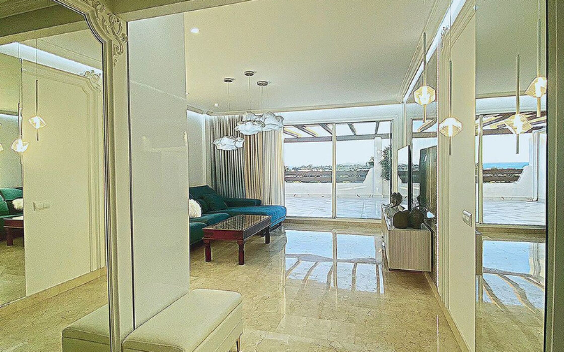 Квартира з терасою в Естепоні, 97 кв.м, біля моря