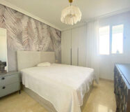 Квартира з терасою в Естепоні, 97 кв.м, біля моря