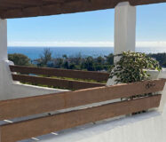 Квартира з терасою в Естепоні, 97 кв.м, біля моря