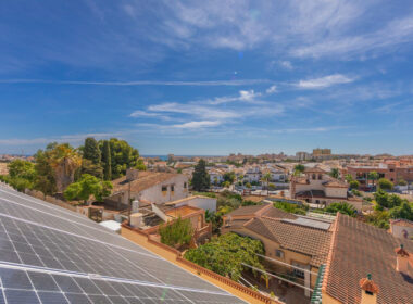 Вилла в Лас-Лагунас-де-Миджас, 389 кв.м, 5 комнат у моря