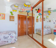 Вилла в Лас-Лагунас-де-Миджас, 389 кв.м, 5 комнат у моря