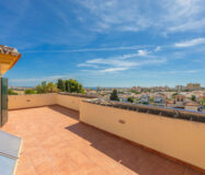 Вилла в Лас-Лагунас-де-Миджас, 389 кв.м, 5 комнат у моря