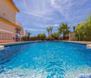 Вилла в Лас-Лагунас-де-Миджас, 389 кв.м, 5 комнат у моря