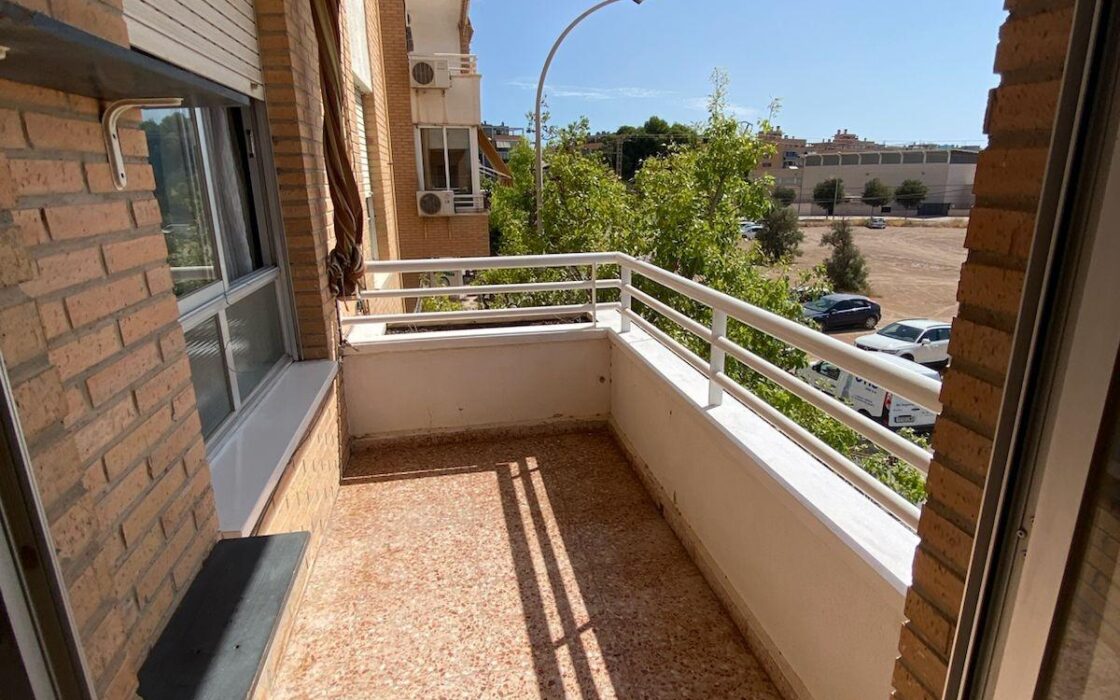 Апартаменты с террасой в San Vicente del Raspeig 80 кв.м.