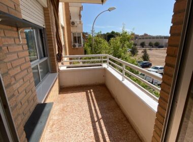 Апартаменты с террасой в San Vicente del Raspeig 80 кв.м.