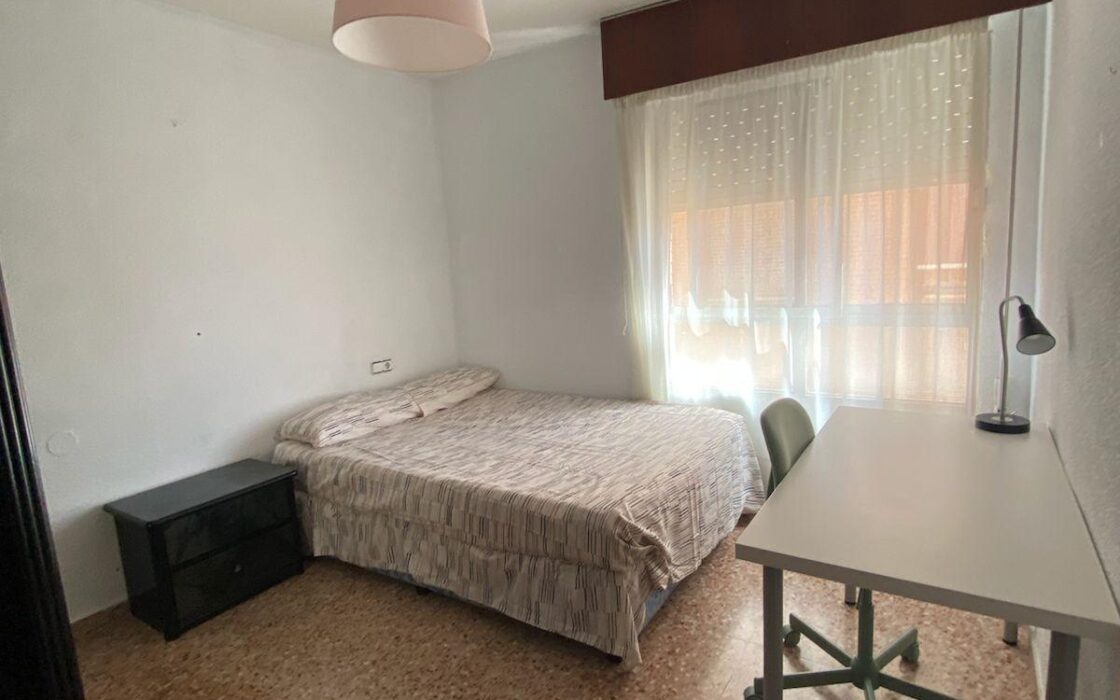 Апартаменты с террасой в San Vicente del Raspeig 80 кв.м.