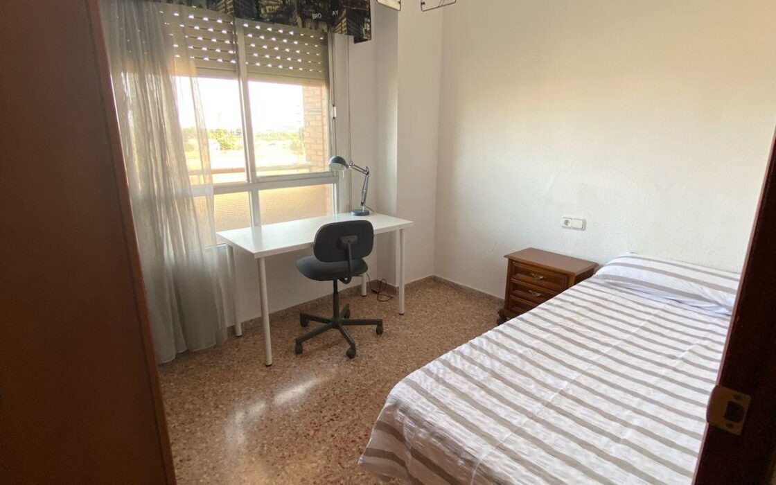 Апартаменты с террасой в San Vicente del Raspeig 80 кв.м.