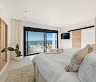 Вілла з панорамним видом на море в Бенальмадені 450 кв.м.