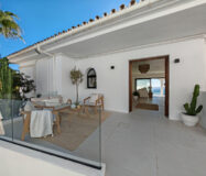 Вілла з панорамним видом на море в Бенальмадені 450 кв.м.