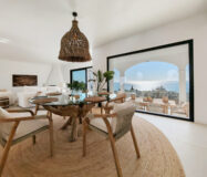 Вілла з панорамним видом на море в Бенальмадені 450 кв.м.