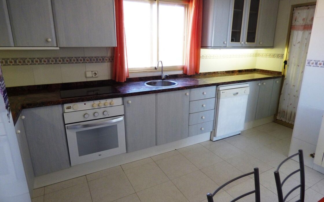 Просторные апартаменты с видом на море в San Juan Playa