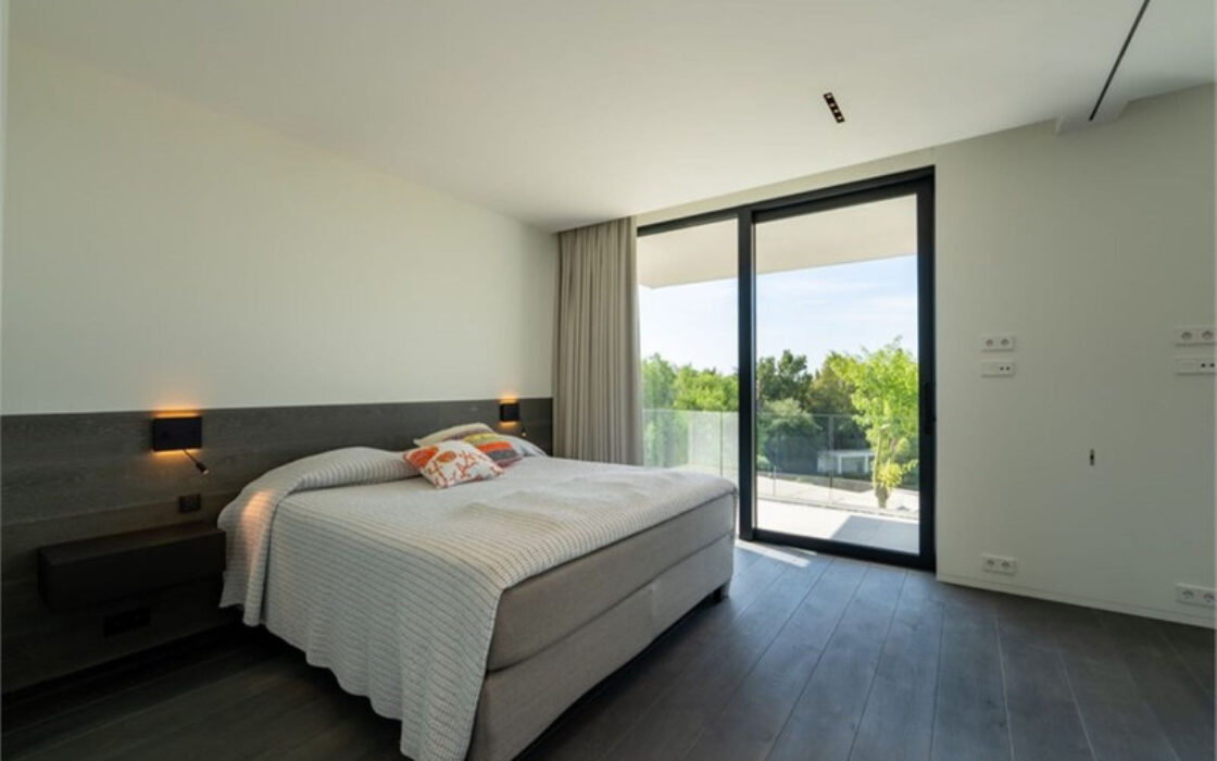 Розкішна вілла в Ла-Кінта з панорамним видом 770 кв.м.