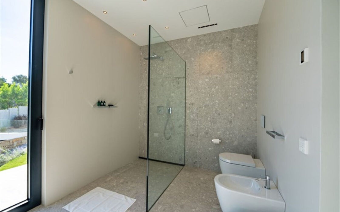 Розкішна вілла в Ла-Кінта з панорамним видом 770 кв.м.