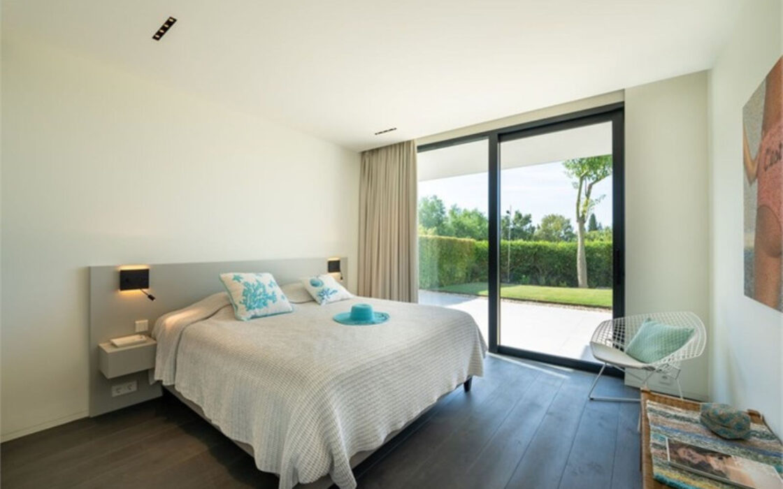 Розкішна вілла в Ла-Кінта з панорамним видом 770 кв.м.