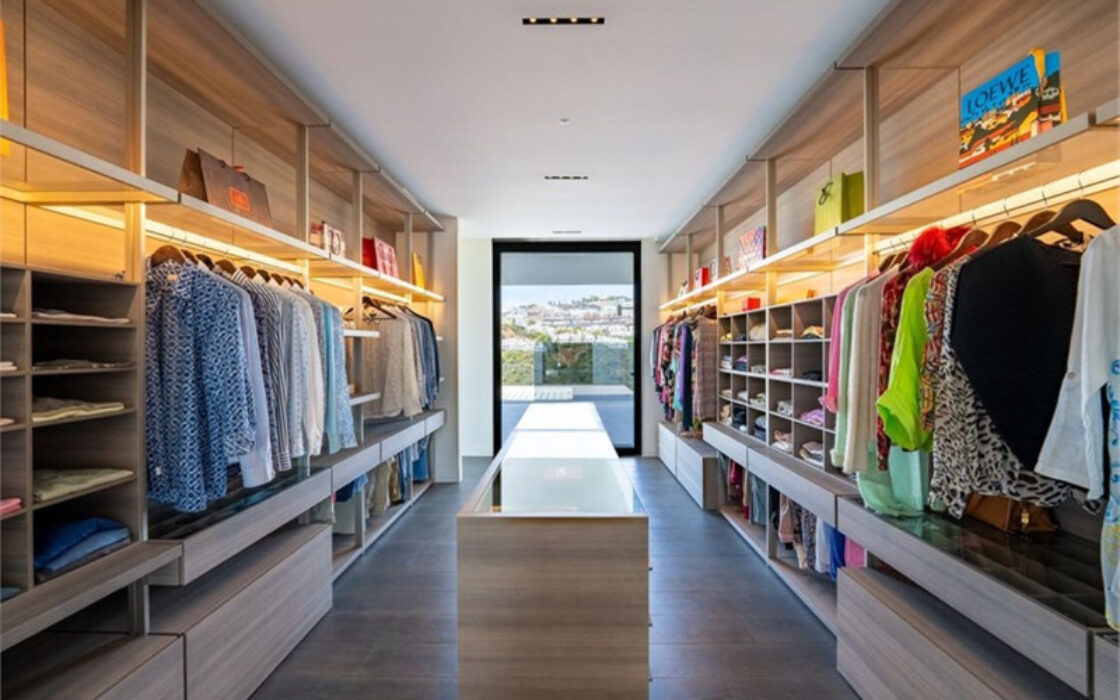 Розкішна вілла в Ла-Кінта з панорамним видом 770 кв.м.