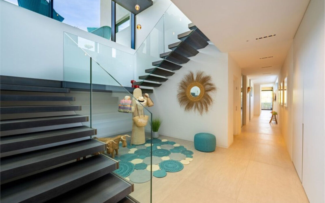 Розкішна вілла в Ла-Кінта з панорамним видом 770 кв.м.