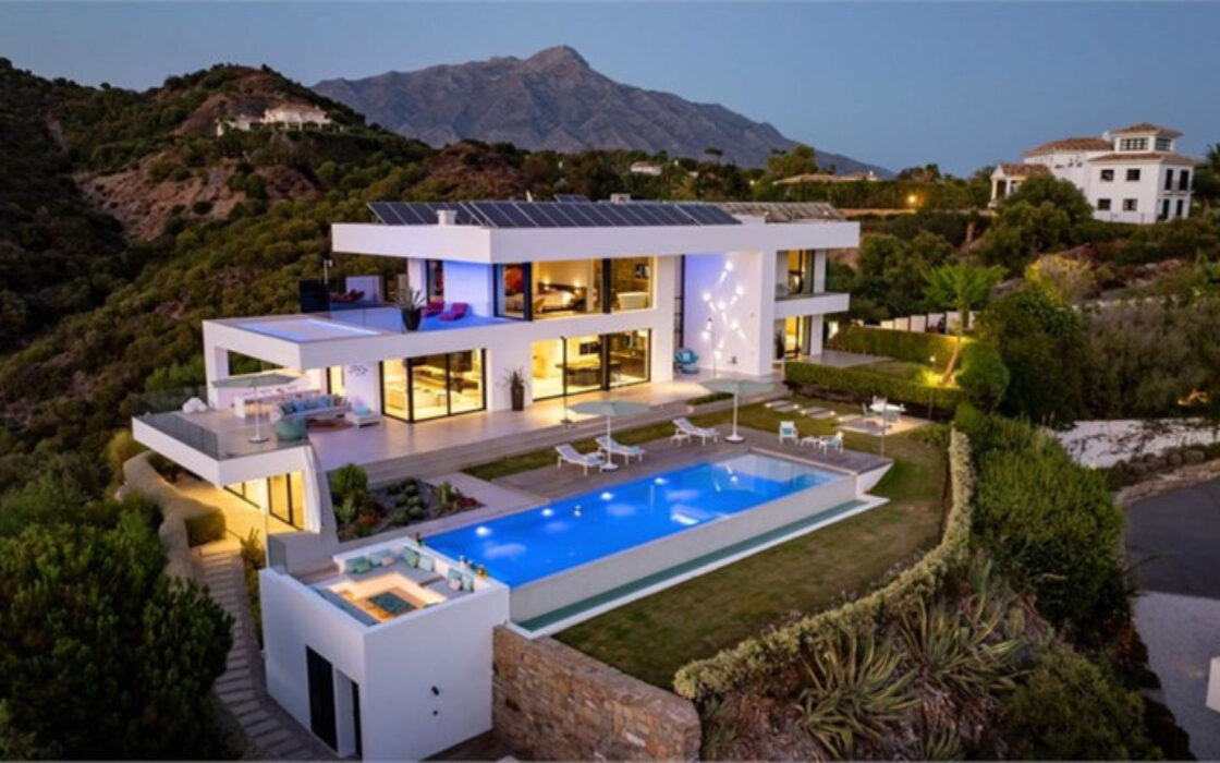 Розкішна вілла в Ла-Кінта з панорамним видом 770 кв.м.