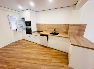 Простора квартира в Аліканте 105 кв.м з терасою