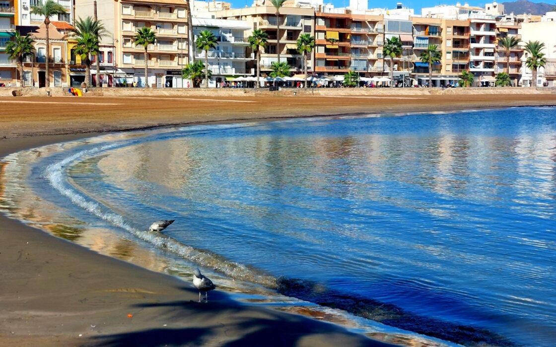 Вілла в Фуэнт-Аламо, 143 кв.м, басейн, 13 км до моря