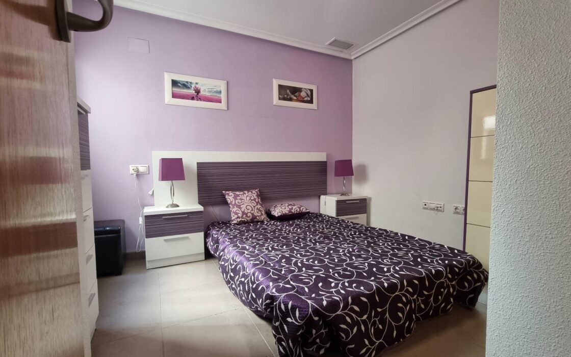 Апартаменты в Торревьехе 75 кв.м с террасой 700 м до моря