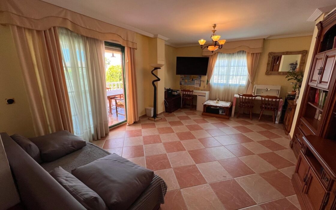 Вілла з басейном у Бенідормі, 480 кв.м, панорамний вид