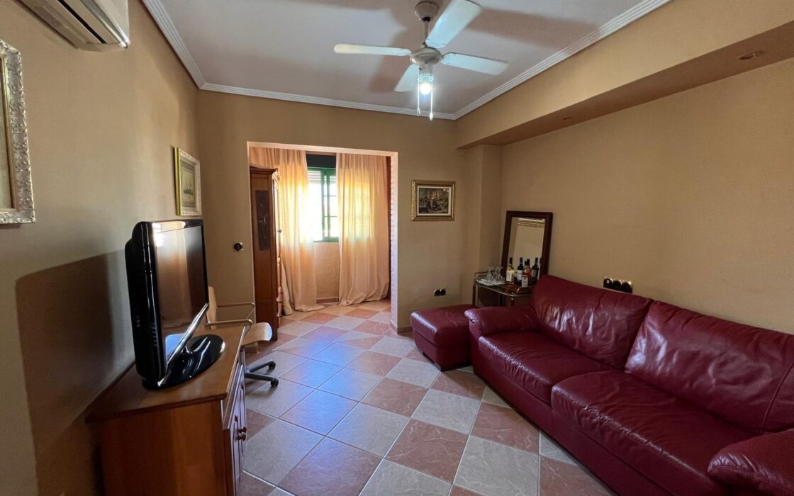 Вілла з басейном у Бенідормі, 480 кв.м, панорамний вид