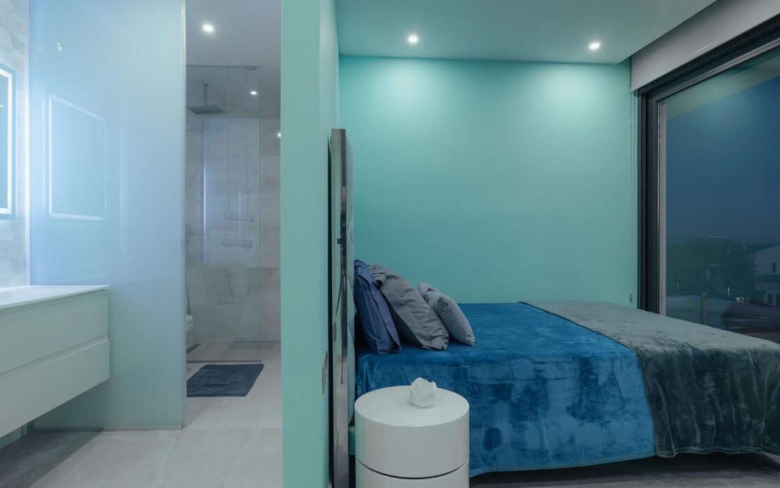 Вилла в Сьерра-Кортина 514 кв.м с бассейном и видом на море