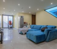 Вилла в Сьерра-Кортина 514 кв.м с бассейном и видом на море