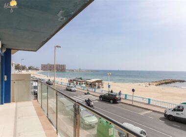 Трикімнатні квартири біля моря в Торрев’єсі 175 кв.м