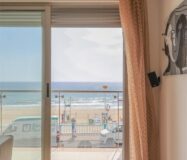 Трикімнатні квартири біля моря в Торрев’єсі 175 кв.м