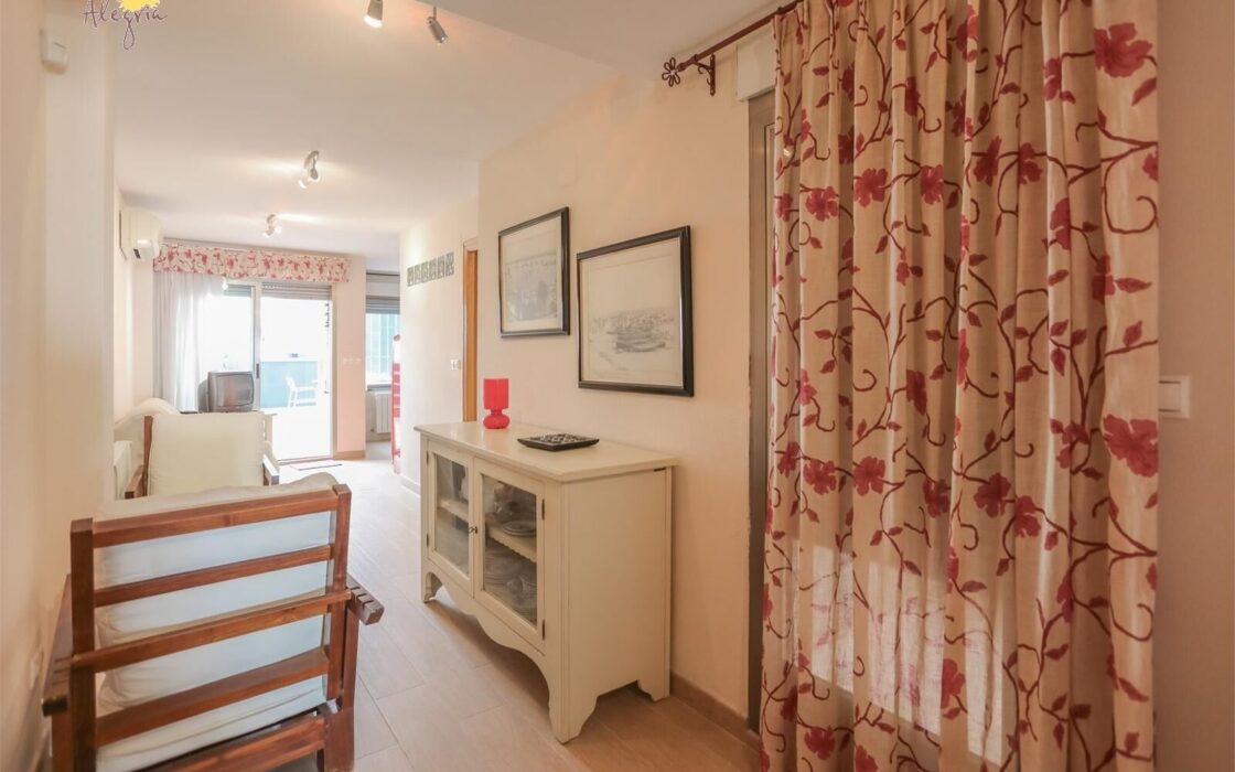 Трикімнатні квартири біля моря в Торрев’єсі 175 кв.м