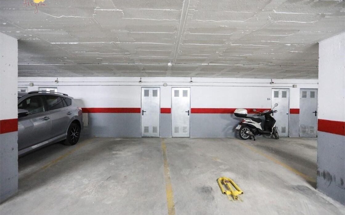 Трикімнатні квартири біля моря в Торрев’єсі 175 кв.м