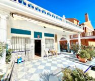 Таунхаус с террасой 110 м² у пляжа Ла Мата Торревьеха